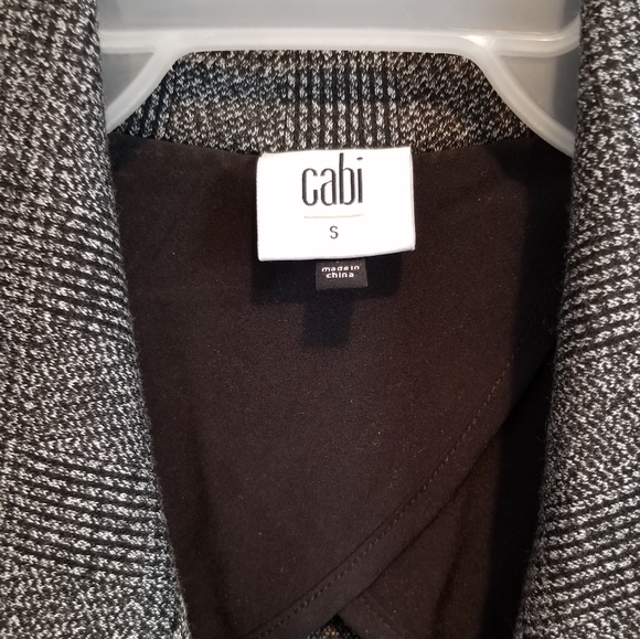 Cabi Women's Relaxed Herringbone Blazer Jacket - Picture 3 of 10